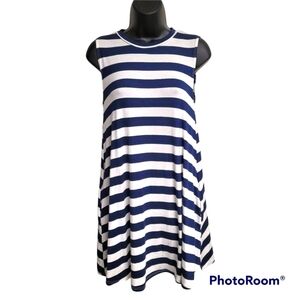 Elan Navy Blue And White Stripe Sleeveless Crew Neck Swing Dress With Pockets S
